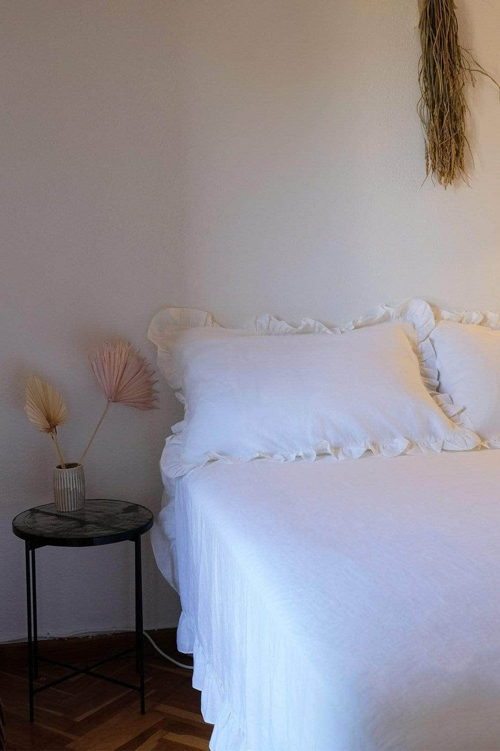 The Ruffled Casita Linen Flat Sheet in white