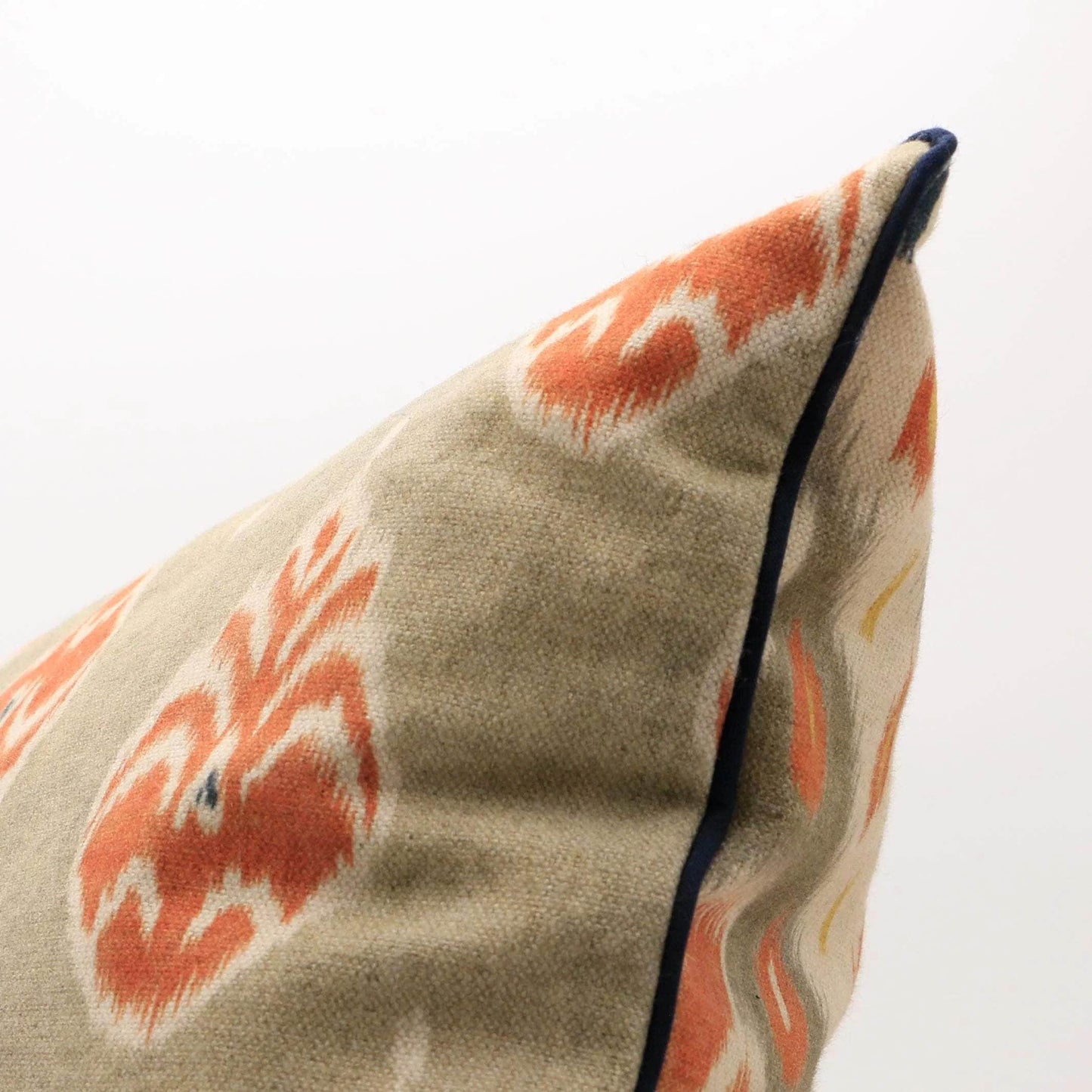 Yikarta Teja Square Cushion