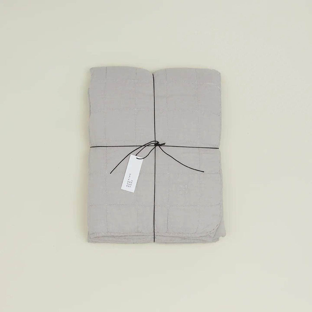 Simple Linen Quilt - Light Grey