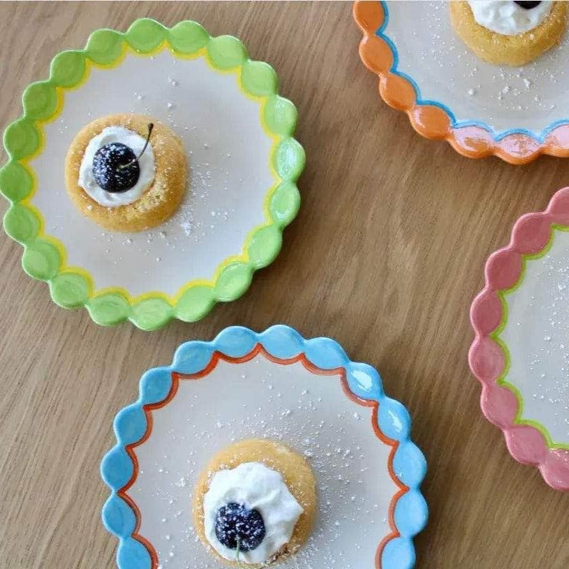 "La Dolce Vita" Scalloped Dessert Plate