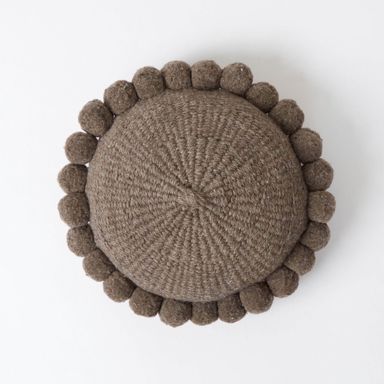 Valle Pom Pom Cushion / Medium