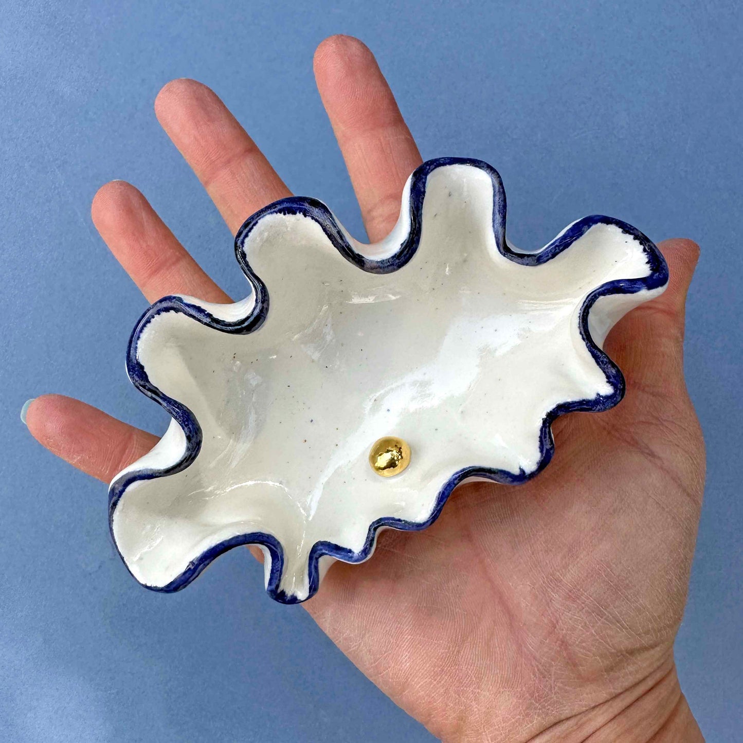 Porcelain Clam Shell Pinch Pot