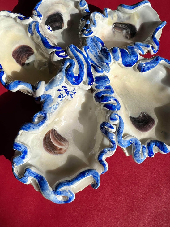 Oyster Serving Dish with Tiny Vine