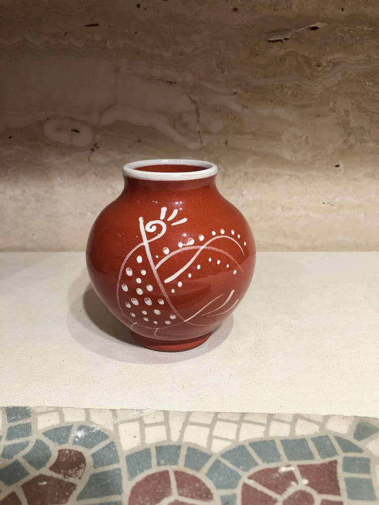 Anthologist Ceramic Bud Vase Red Clay, Pagoni