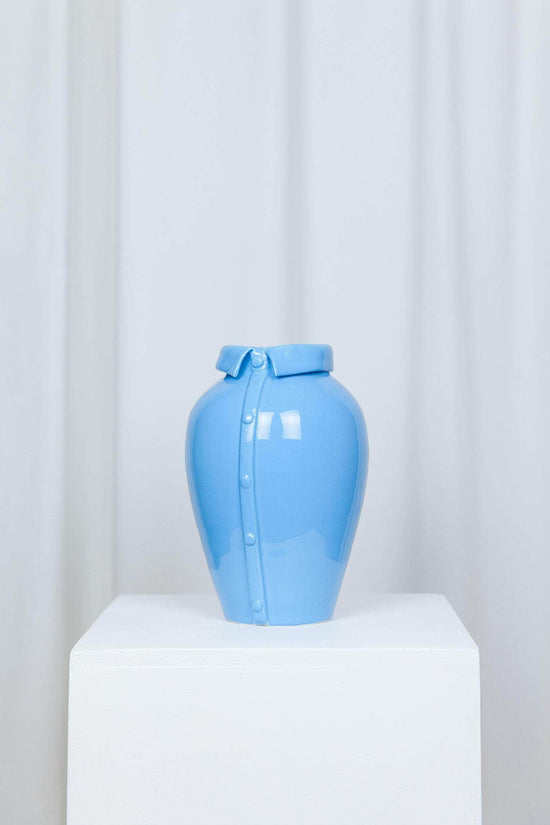 Load image into Gallery viewer, Shirt Vase Blue
