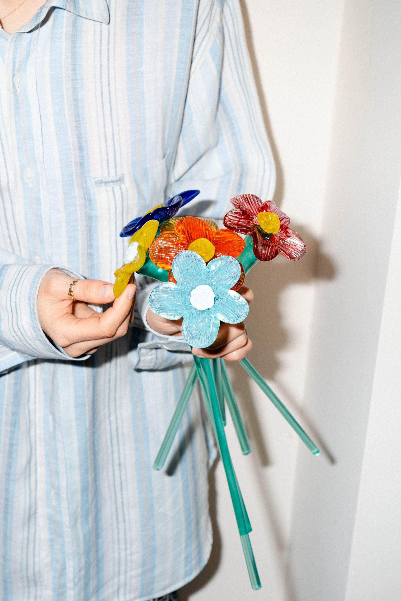 Mouthblown crystal flower - large