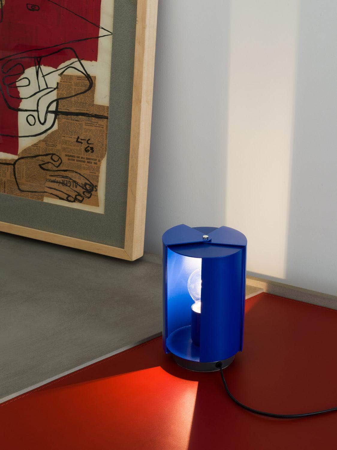 Table Lamp - Pivotante À Poser by Charlotte Perriand