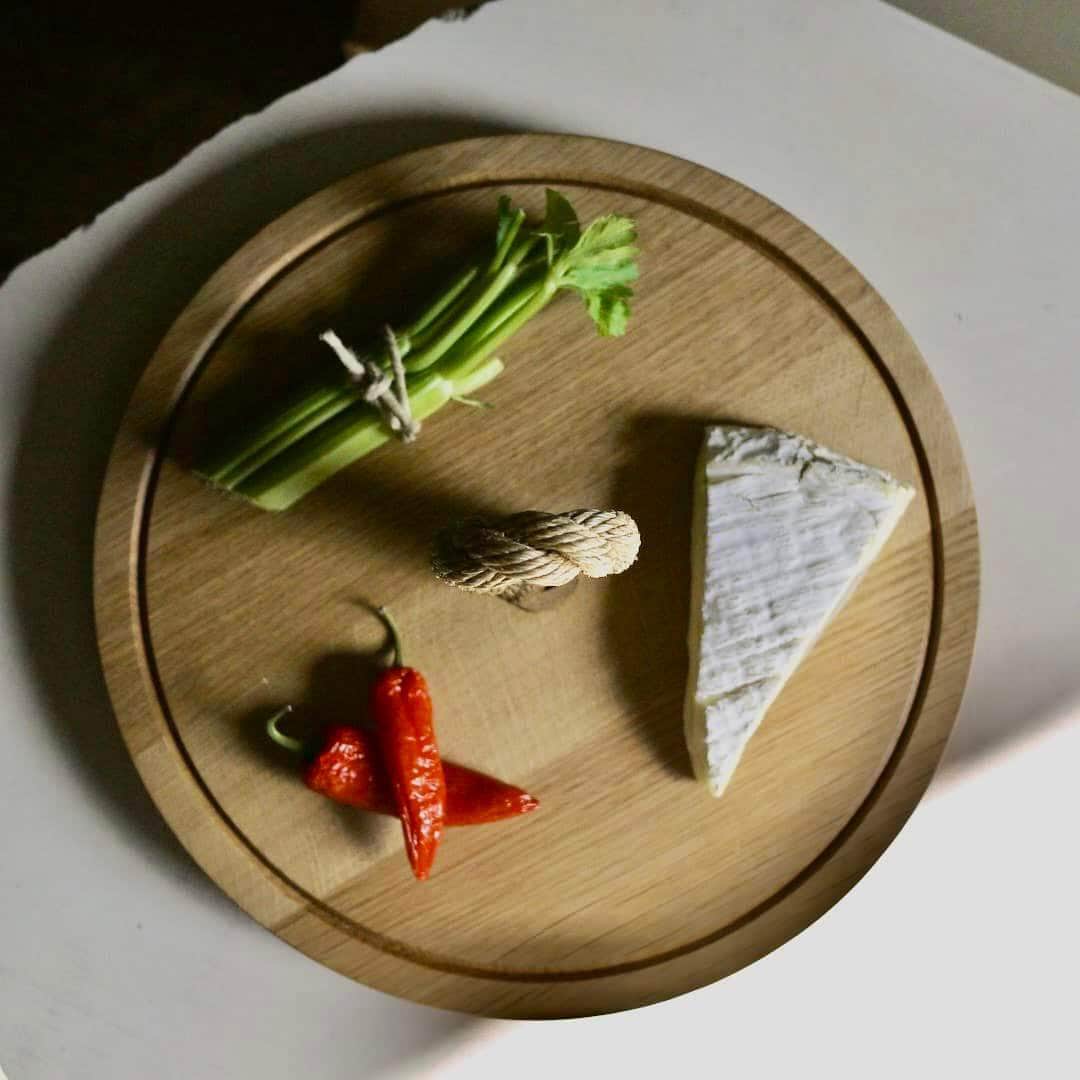 Oak Cheeseboard - Round